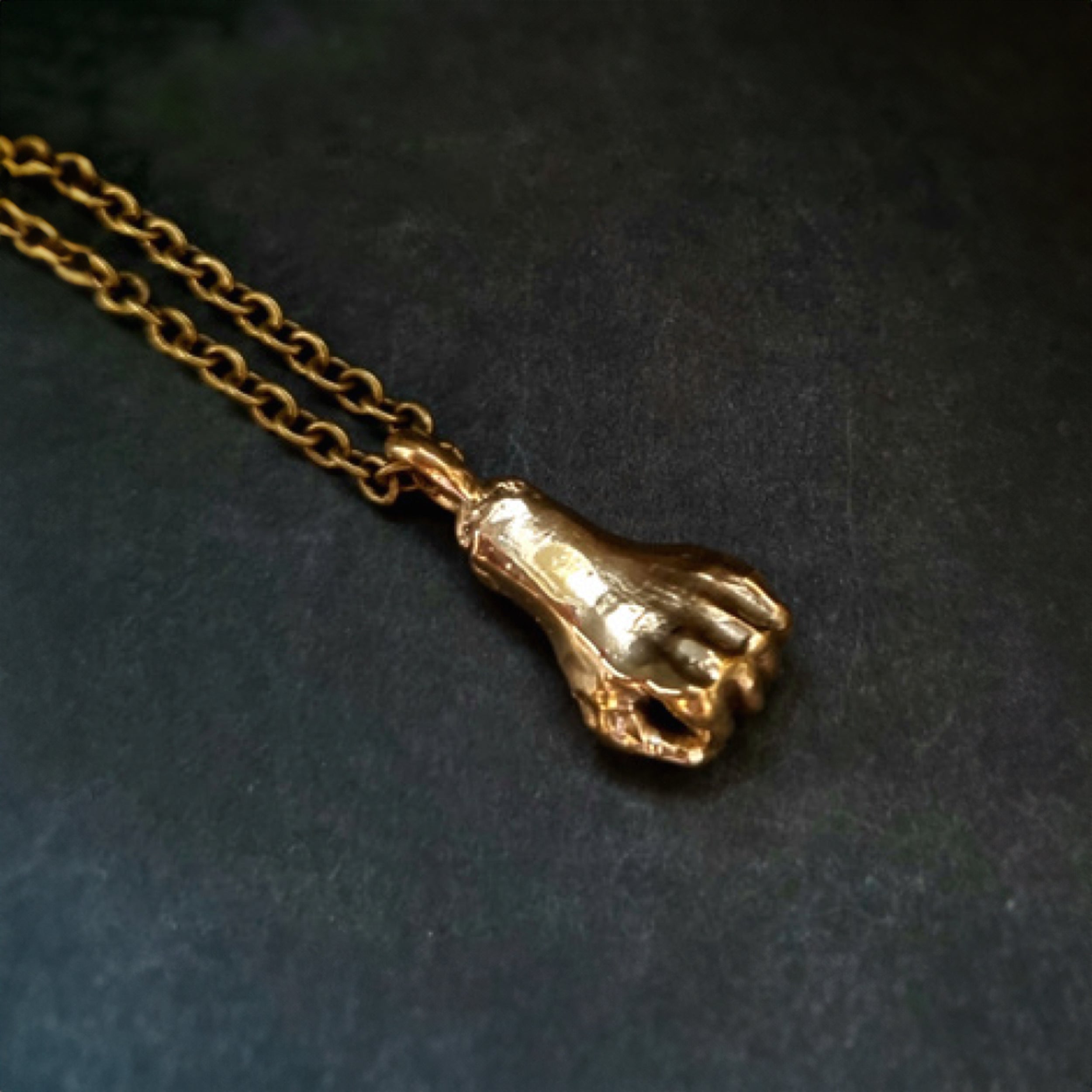 Fistneck Necklace