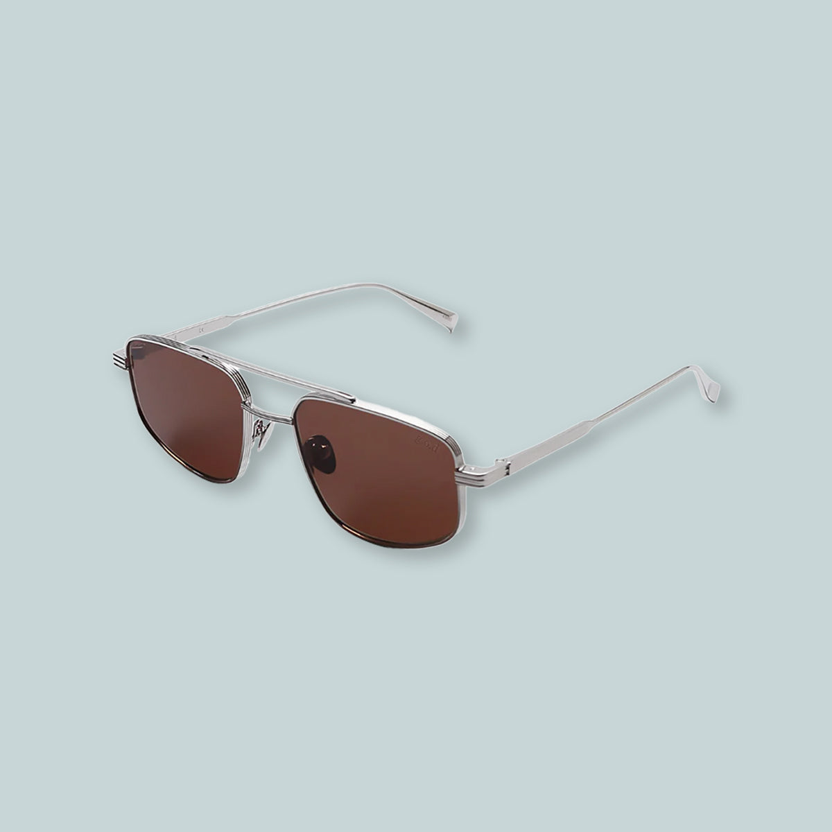 Seventy Two / 18K White Gold / Chestnut
