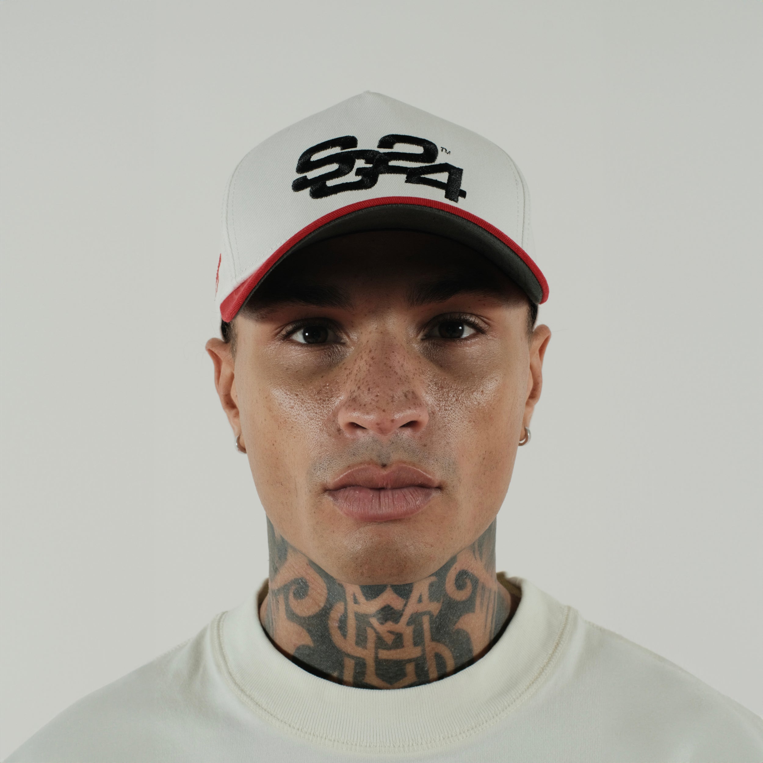 SG24 Adjustable Baseball Cap Cannoli Cream / Spectre Red